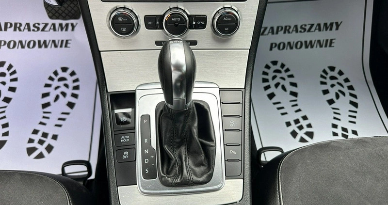 Volkswagen Passat cena 37800 przebieg: 270000, rok produkcji 2012 z Mrocza małe 466
